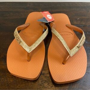 Havaianas Square Gold Glitter Cerrado Orange Flip Flop Size 5/6 NEW with Tags